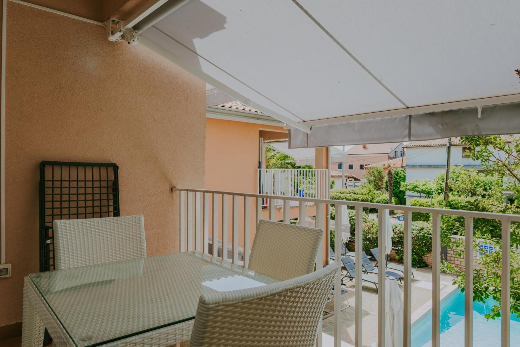 Villa Danex Umago Esterno foto