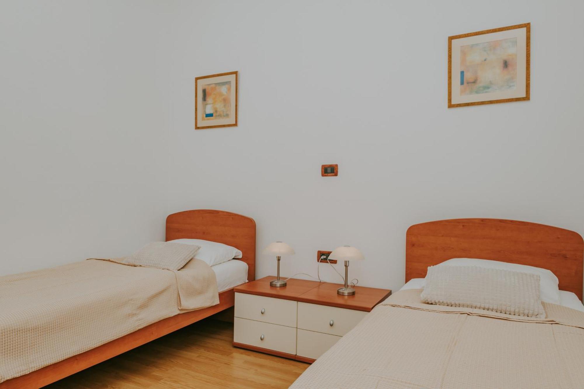 Villa Danex Umago Esterno foto